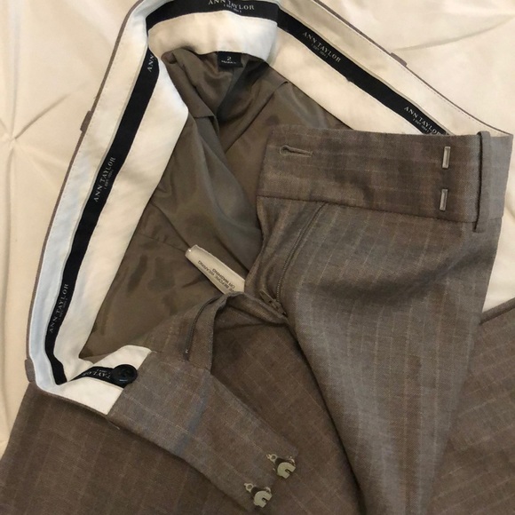 Ann Taylor two-piece suit - Picture 5 of 6